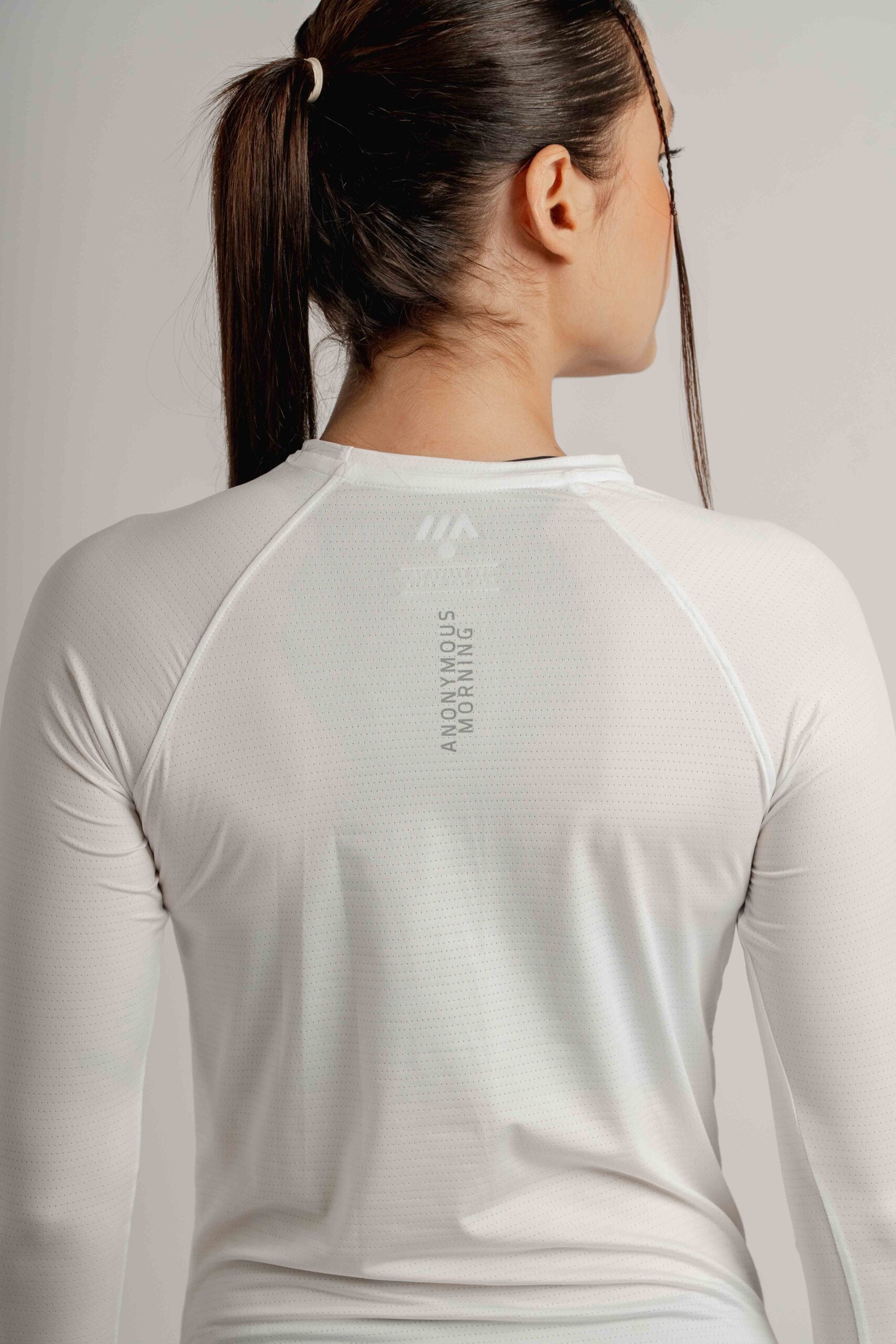 Camiseta Running Manga Larga Mujer Anonymus Morning Performance