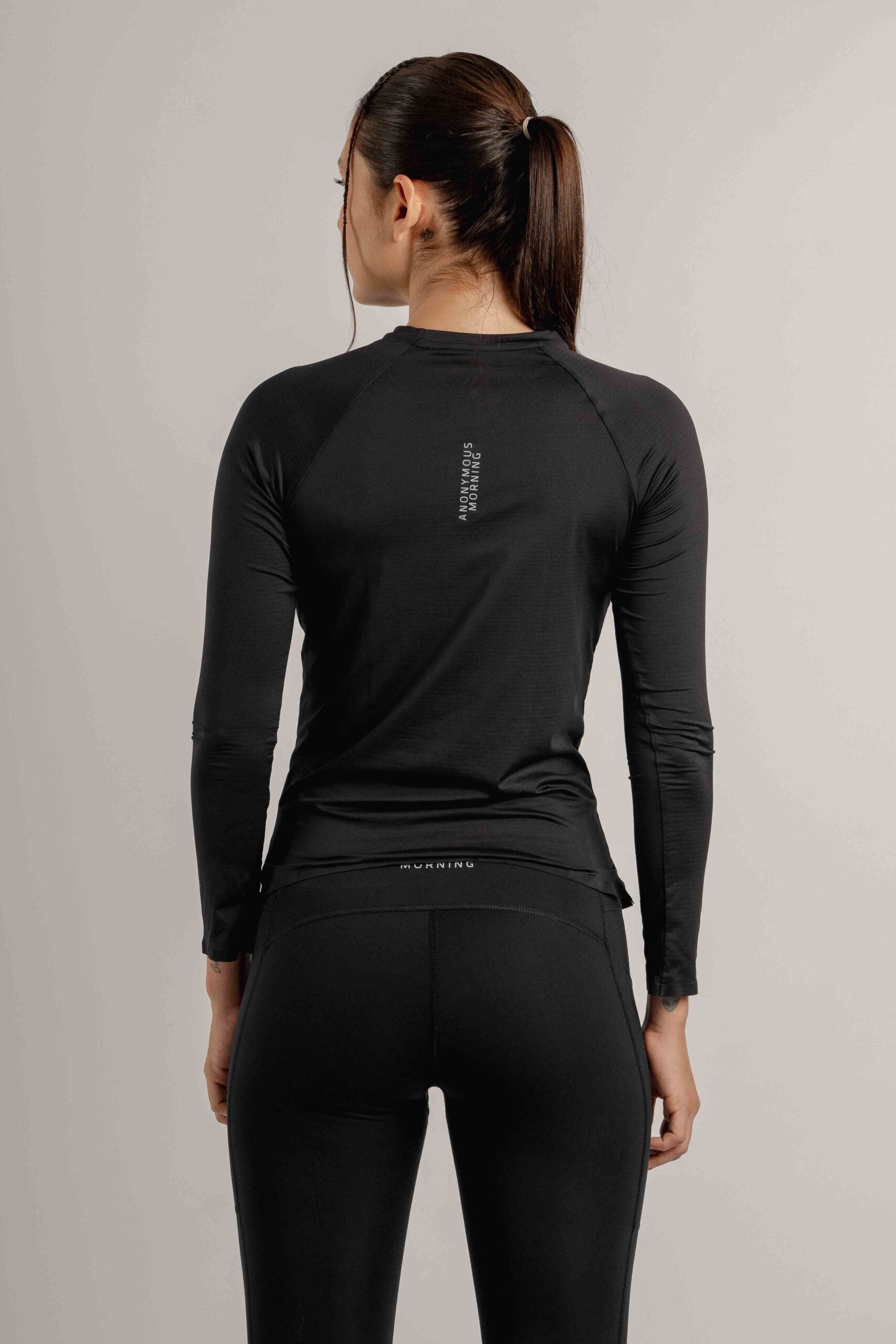 Camiseta Running Manga Larga Mujer Anonymus Morning Performance