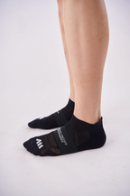 Medias Cortas Running Anonymus Morning Performance