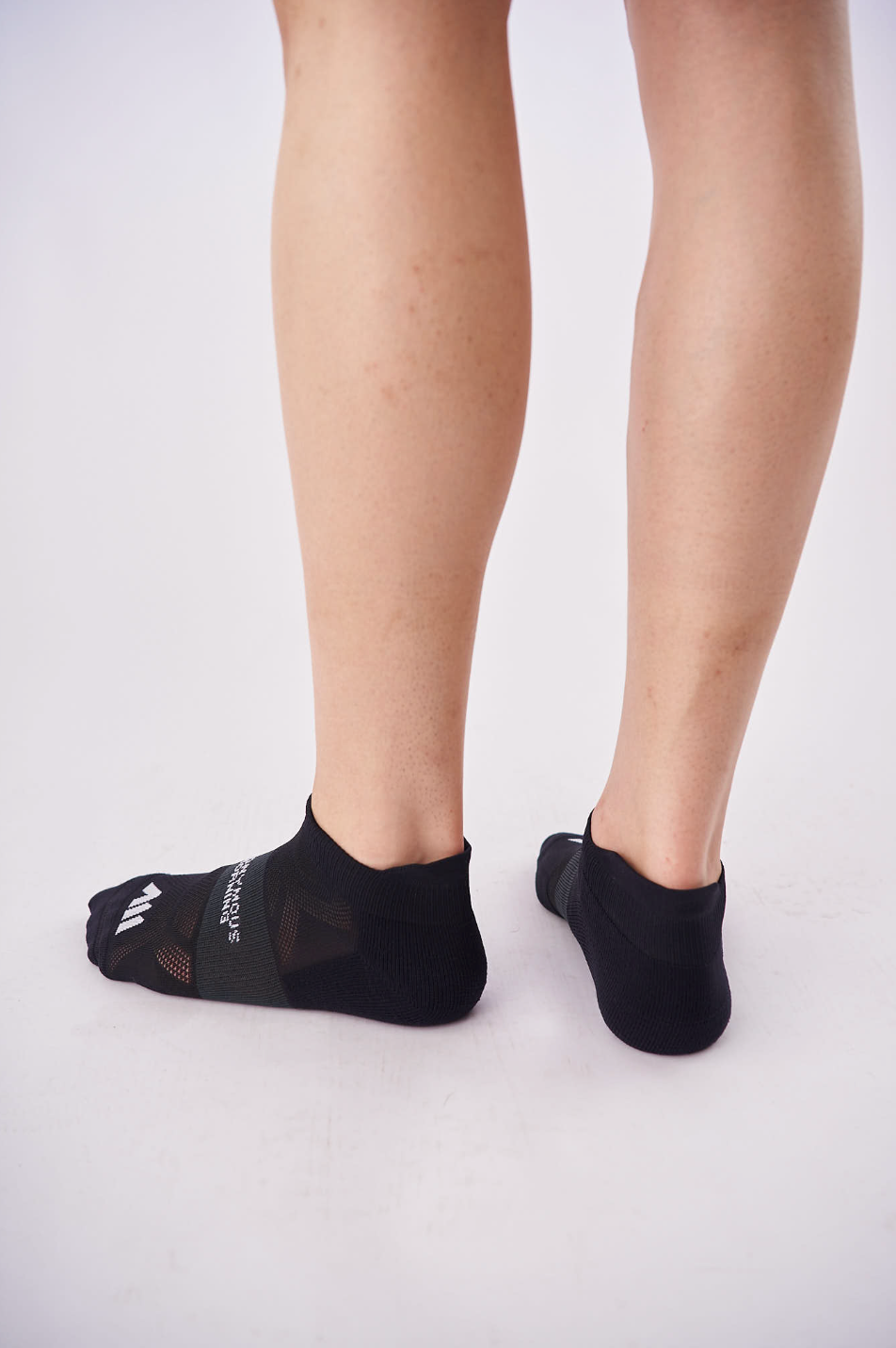 Medias Cortas Running Anonymus Morning Performance